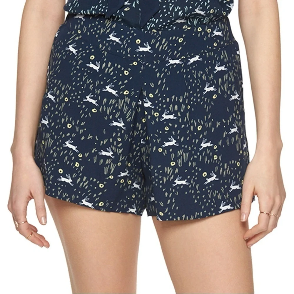 Disney x Lauren Conrad Alice in Wonderland Rabbit Print Shorts Sz L - Picture 1 of 8